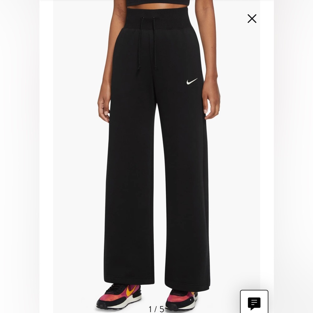 Nike Women’s Sportswear Phoenix High Waist Wide Leg Sweatpants